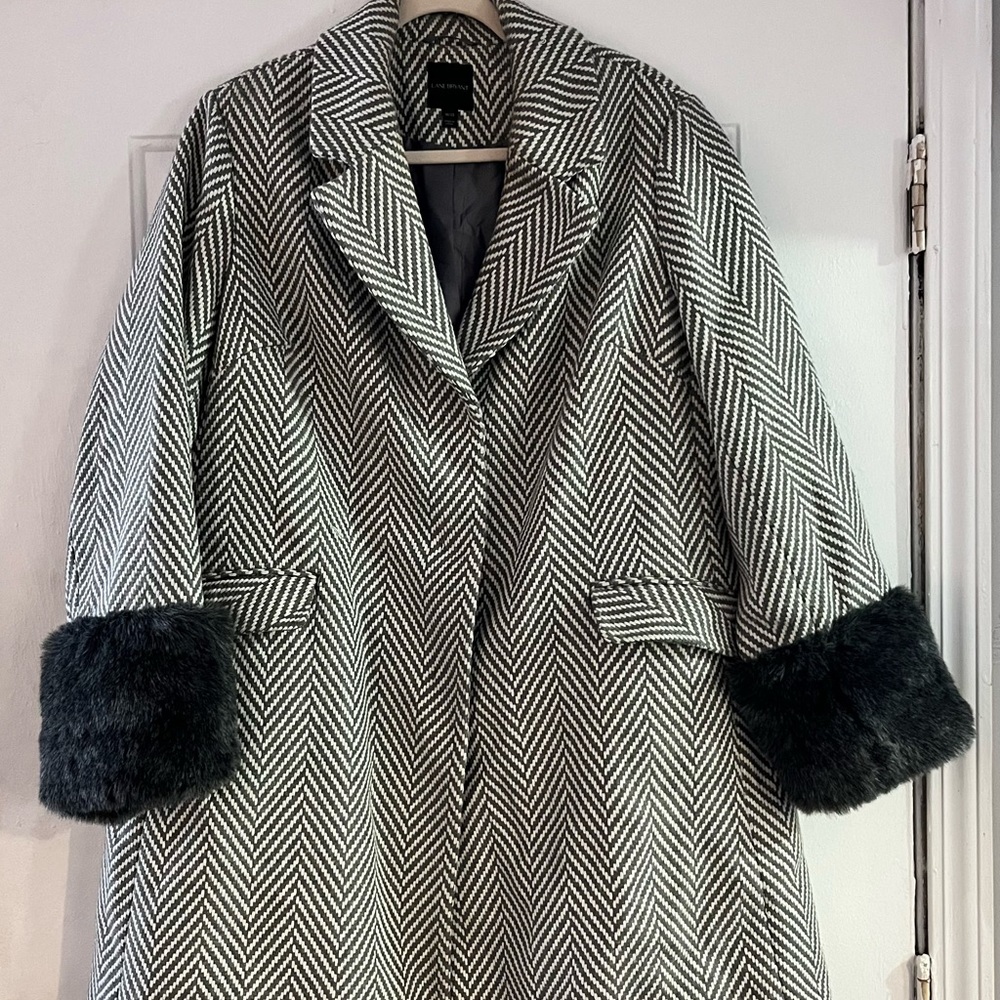 Dress Coat with Faux fur cuffs
